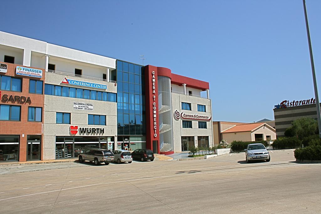 Delta Rooms Olbia Esterno foto