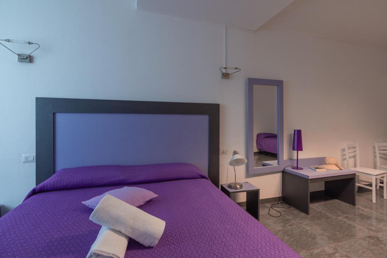 Delta Rooms Olbia Esterno foto
