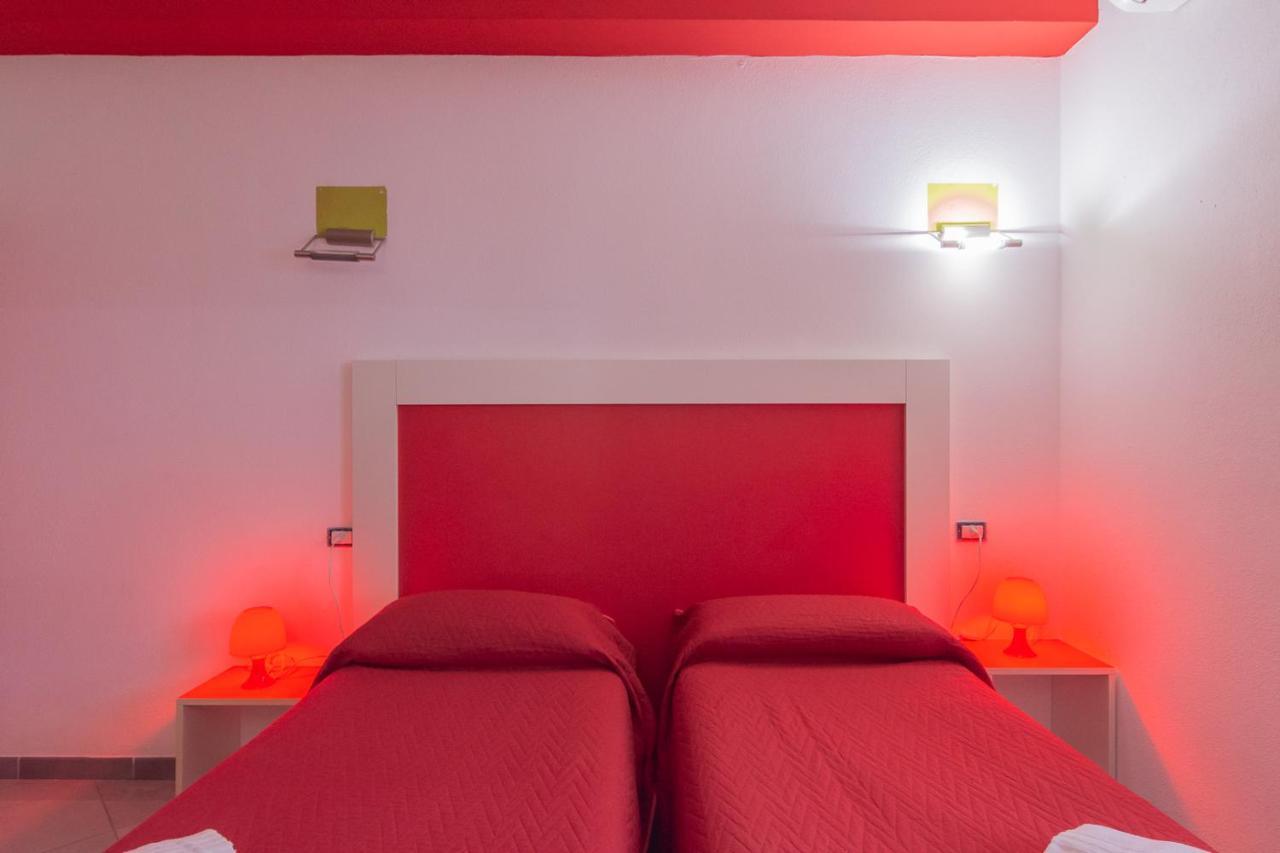 Delta Rooms Olbia Esterno foto