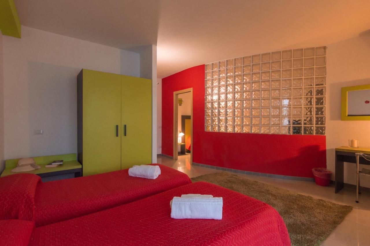 Delta Rooms Olbia Esterno foto