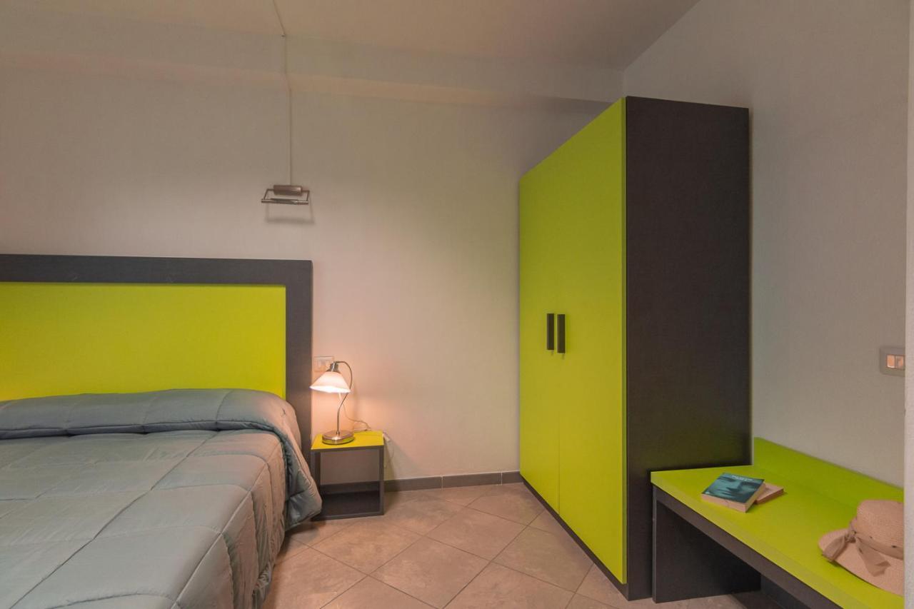 Delta Rooms Olbia Esterno foto