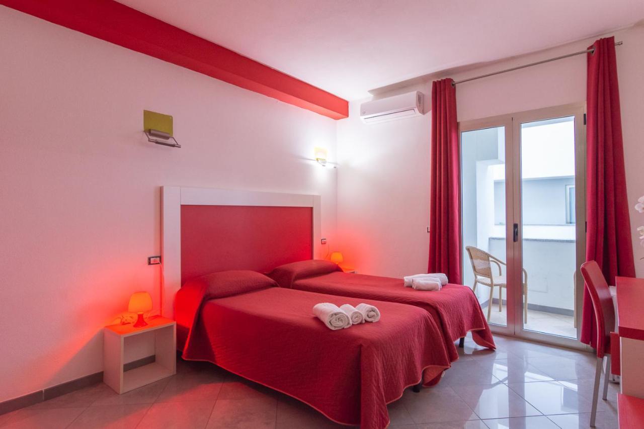 Delta Rooms Olbia Esterno foto