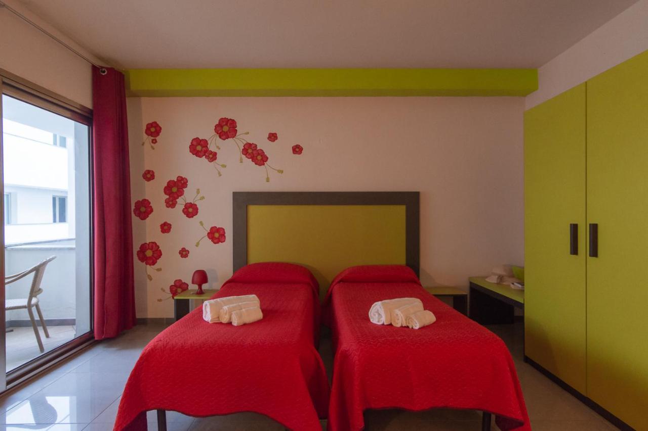 Delta Rooms Olbia Esterno foto